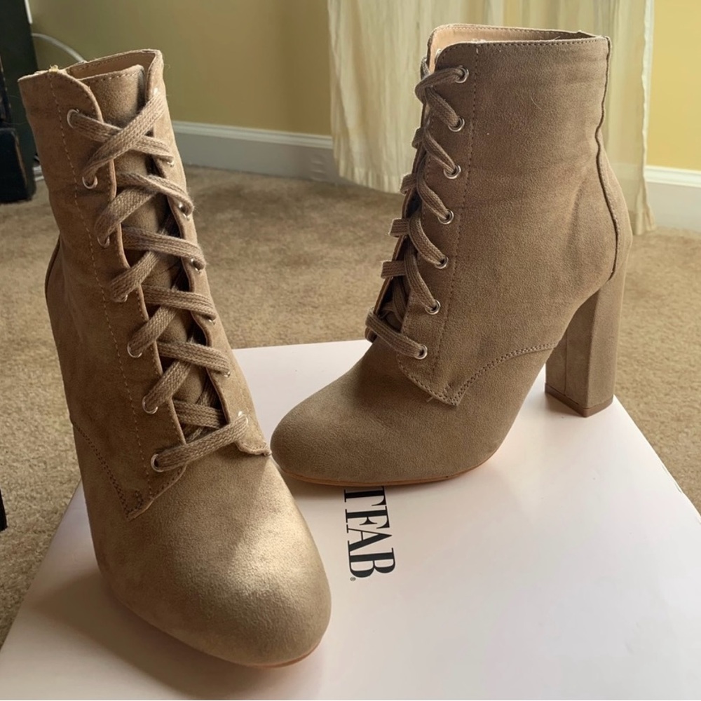 ISO! Laced Heel Booties